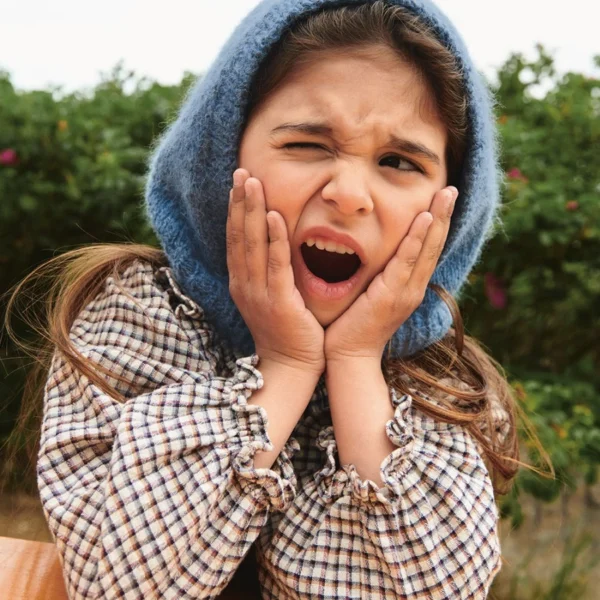 2506_03 Hugsy hood junior