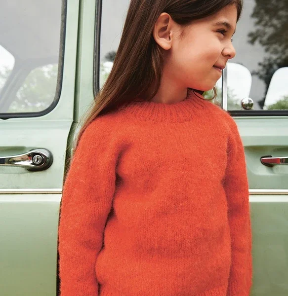 2506_06 Tiro sweater junior